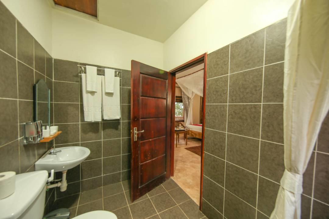 Pakuba Safari Lodge Nwoya 외부 사진